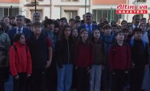 Milli Eğitim Bakanı Yusuf Tekin, Artvin'de öğrencilerle buluştu