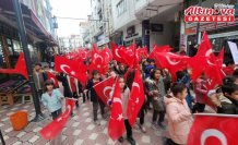 Suluova'da öğrenciler “Bayrağa sevgi“ yürüyüşü yaptı