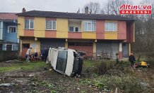 Zonguldak'ta minibüsün devrilmesi sonucu 4 kişi yaralandı