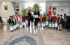 Terme Belediye Başkanı Kılıç'a öğrencilerden Yerli Malı Haftası ziyareti