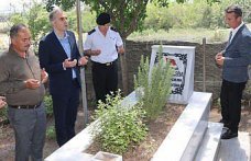 Şehit polis Ömer Kesim mezarı başında anıldı
