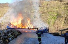 Salıpazarı'nda yangın çıkan ev kullanılamaz hale geldi