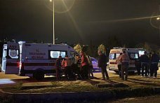 Samsun'da hafif ticari araçla çarpışan motosikletteki 2 kişi yaralandı