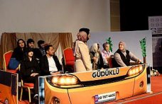 TOGÜ'de “Evden İşe Gidene Kadar“ tiyatro oyunu sahnelendi