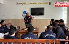 Alaçam'da jandarma personeline sigara bağımlılığı eğitimi verildi