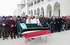 Türk amatör futbolunun sembol isimlerinden Hatay Yurdakul'un cenazesi Trabzon'da defnedildi