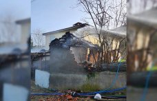 Sinop'un Gerze ilçesinde odunlukta çıkan yangın söndürüldü