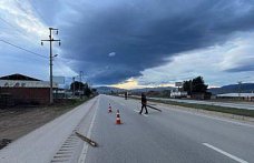 Tokat'ta şiddetli rüzgar fabrika çatısını uçurdu