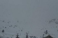 Bolu'nun yüksek kesimlerinde kar yağışı etkili oluyor