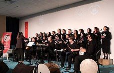 Çorum'da kadınlardan oluşan “Gönülden Ezgiler Korosu“ konser verdi