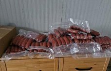 Rize'de etiketsiz satılan 9 ton 750 kilogram gıda ürününe el konuldu