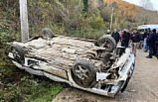 Alaçam'da devrilen otomobildeki 1 kişi öldü, 4 kişi yaralandı