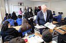 Bafra Belediyesinden öğrencilere eğitim desteği