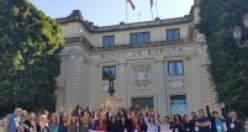 GENÇLER İLİMLE YÜKSELEN MEDENİYETİN  YOLUNDA