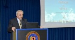 Yusuf Ziya Yılmaz'dan Ziraatçılara İletişim Dersi