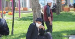 Uzun Aradan Sonra Sokağa Çıktılar