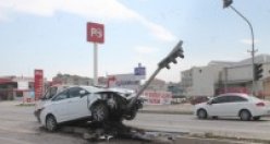 Samsun Sinop Yolunda Kaza 3 yaralı