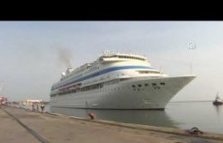 “Astoria Grande“ kruvaziyeri 861 yolcusuyla Samsun Limanı'na demirledi
