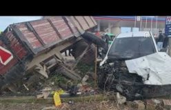 Bafra’da iki otomobilin çarpıştığı kazada yolcu yaralandı