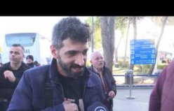 Enkazdan çıkarılan depremzede, 2 kedisini de kurtarmayı başardı