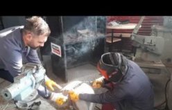 Öğretmenler depremzedeler için soba üretiyor