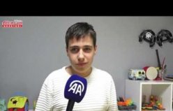Otizmli Tarık Arda dünyasını müzikle renklendiriyor