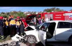 Samsun'da iki otomobilin çarpıştığı kazada 8 kişi yaralandı