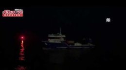 Rize'de balıkçı teknesi karaya oturdu