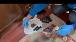 Samsun'da kaçakçılık operasyonunda çelik kasaya gizlenmiş silah ve uyuşturucu bulundu