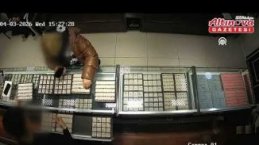 Samsun'da kuyumcudan hırsızlık güvenlik kamerasıyla görüntülendi