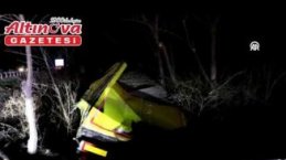 Samsun'da yoldan çıkan tırın sürücüsü yaralandı