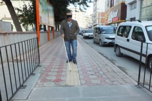 Dünya Beyaz Baston Günü