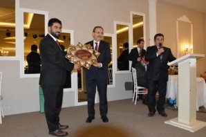 Bafra Müftüsü İsmail Çiçek'e Veda Yemeği