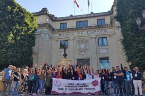 GENÇLER İLİMLE YÜKSELEN MEDENİYETİN  YOLUNDA