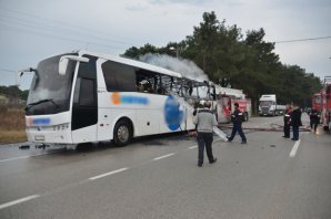 Seyir Halindeki Yolcu Otobüsü Yandı