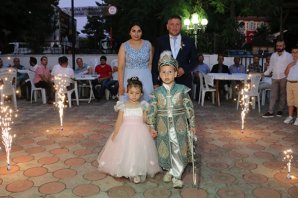 HÜSEYİN AYHAN ERKEKLİĞE İLK ADIMINI ATTI