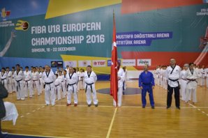 Bafra'lı Taekwondocular Samsun'da Siyah Kuşak Müsabakasına Katıldı