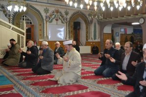 PROF.DR. NECMETTİN ERBAKAN DUALARLA ANILDI