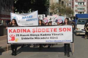 Bafra Anadolu Lisesi Öğrencileri “Kadın’a Şiddet”i Protesto Etti
