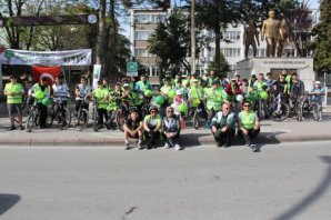 BAFRA'DA 9. YEŞİLAY BİSİKLET TURU DÜZENLENDİ