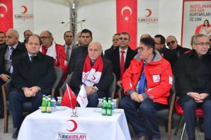 VALİ İBRAHİM ŞAHİN 'KAN VER, CAN VER' KAMPANYASINI SAMSUN'DA BAŞLATTI