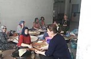19 Mayıs'da demokrasi şehitleri için kermes düzenlendi