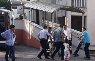 Dereye düşen çocuk boğulma tehlikesi geçirdi