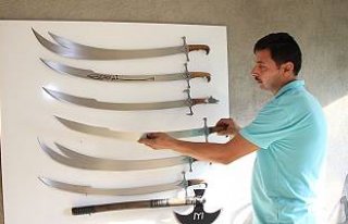 İzlediği diziden etkilenen kaynakçı kılıç ustası...