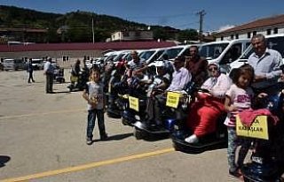 Kastamonu'da 25 engellinin akülü araç sevinci