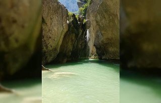 Kaybolduğu düşünülürken o kanyonun güzelliklerini...