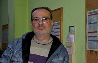 Sigara parasını artık kediler için harcıyor