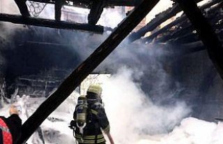 Alaplı'da ev yangını