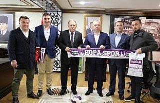Artvin Hopaspor yöneticilerinden Vali Doğanay'a...