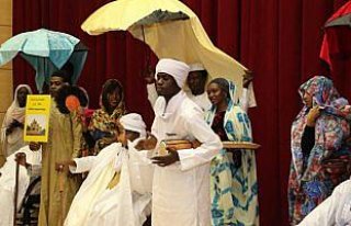 Çadlı öğrencilerden temsili düğün